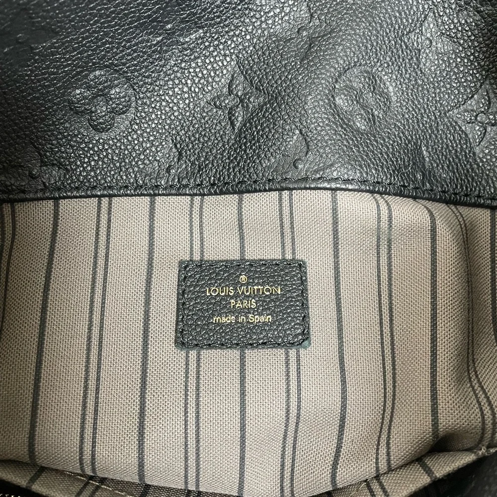 LV Empreinte artsy bag hobo monogram black noir braided handle Louis Vuitton